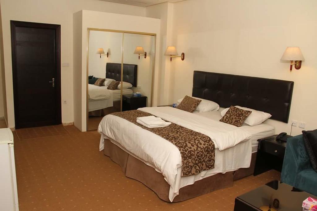 עמאן Jeddah Palace Hotel מראה חיצוני תמונה
