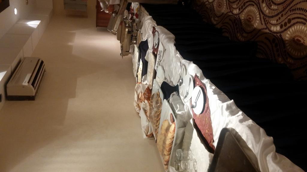 עמאן Jeddah Palace Hotel מראה חיצוני תמונה