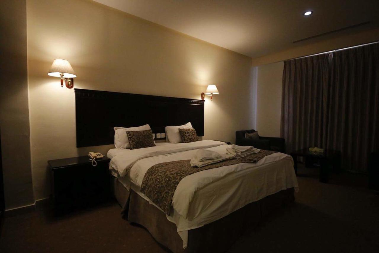 עמאן Jeddah Palace Hotel מראה חיצוני תמונה