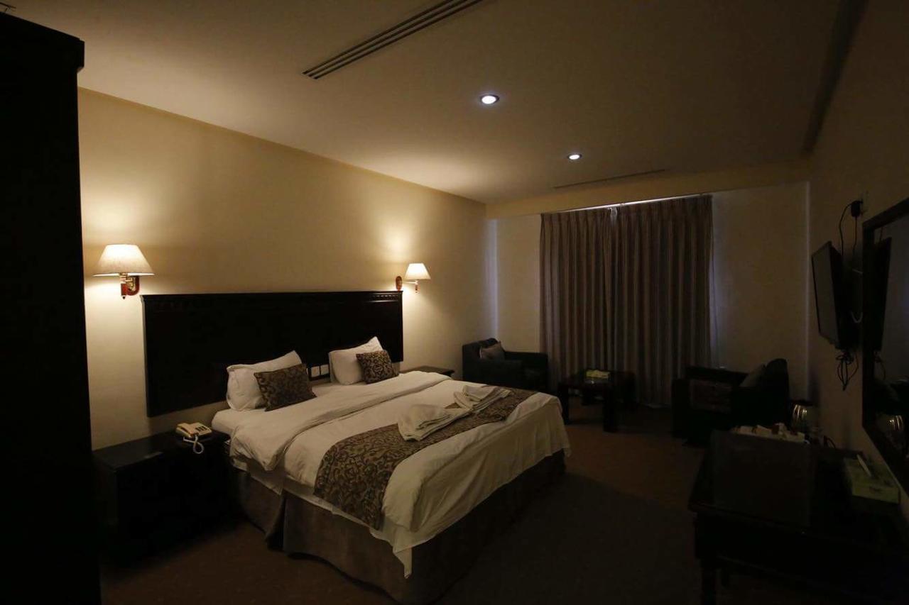 עמאן Jeddah Palace Hotel מראה חיצוני תמונה