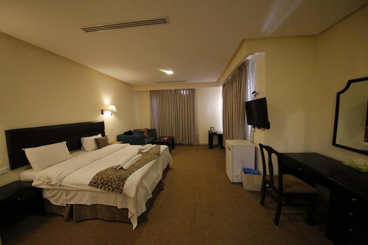 עמאן Jeddah Palace Hotel מראה חיצוני תמונה
