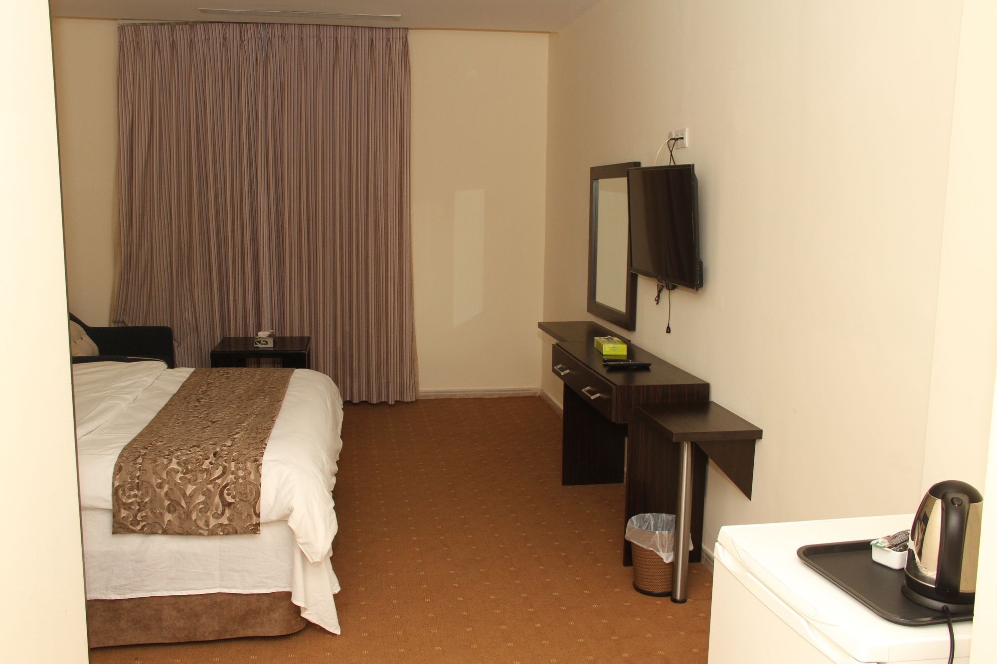 עמאן Jeddah Palace Hotel מראה חיצוני תמונה