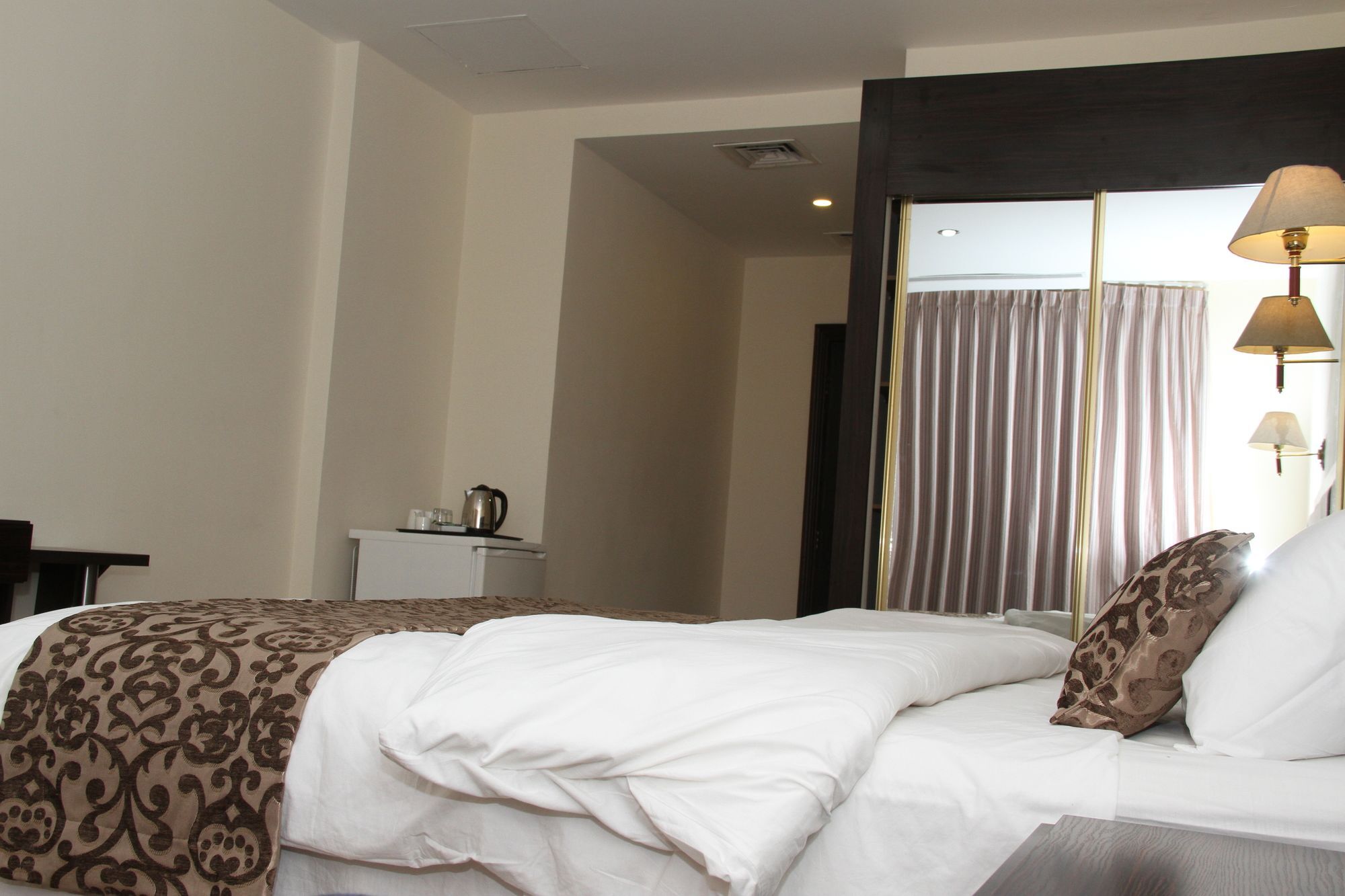 עמאן Jeddah Palace Hotel מראה חיצוני תמונה